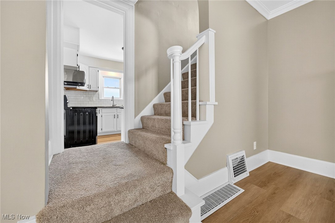 East Moreland - Residential Lease