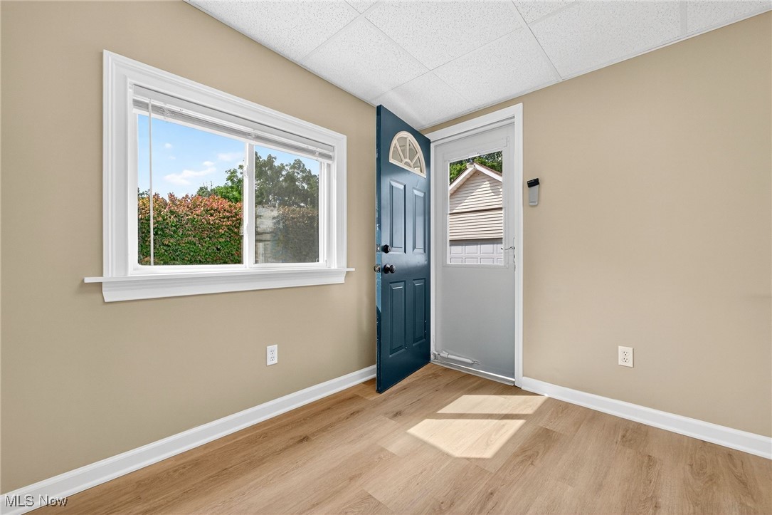 East Moreland - Residential Lease