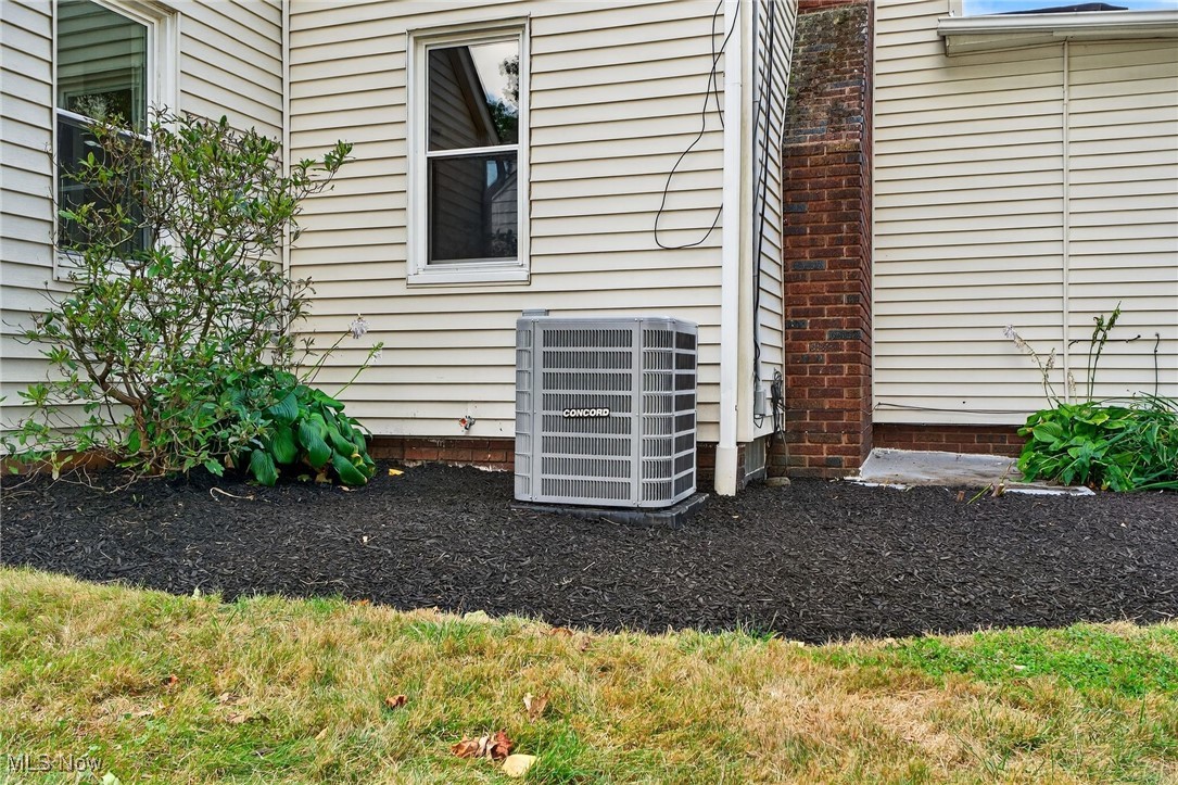 East Moreland - Residential Lease