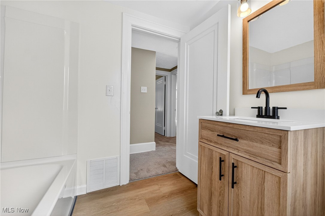 East Moreland - Residential Lease