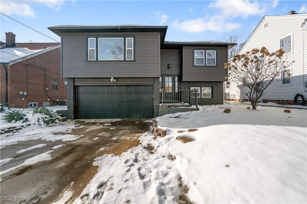 Photo of 4338 Chanticleer Drive, Fairview Park, OH 44126 (MLS # 5183253)