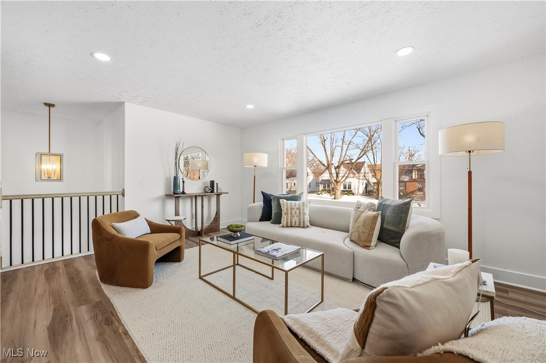 4338 Chanticleer Drive