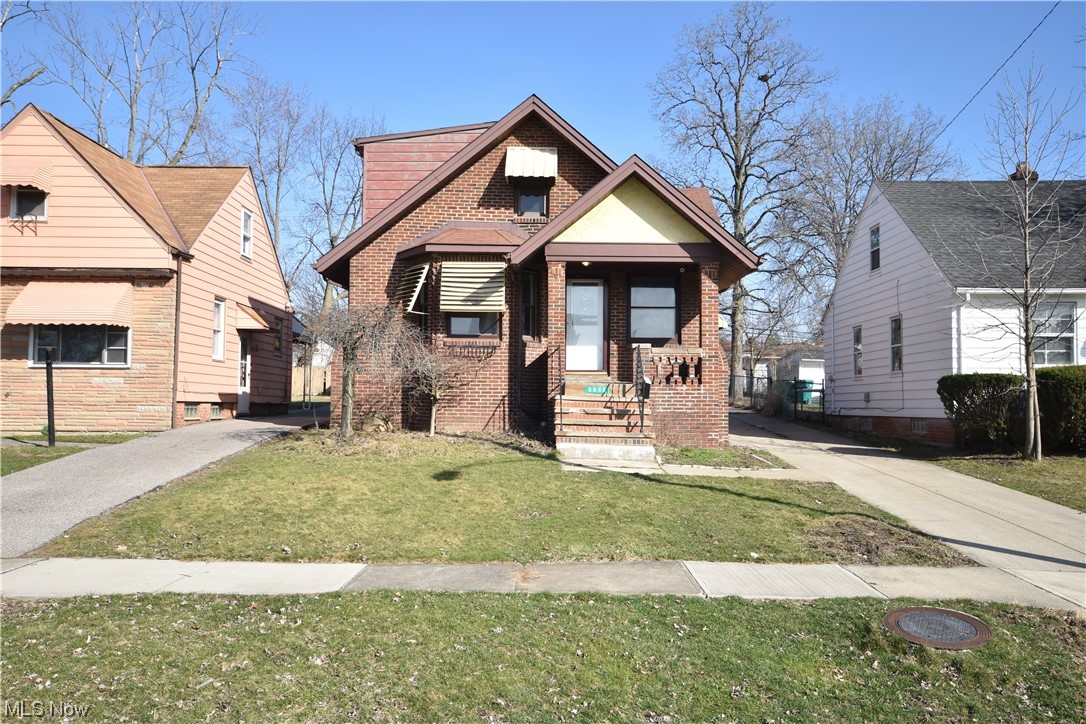 5049 Thomas Street, Maple Heights, Ohio image 1