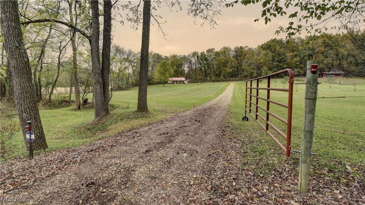 4015 Township Road 271, Killbuck, Ohio image 1