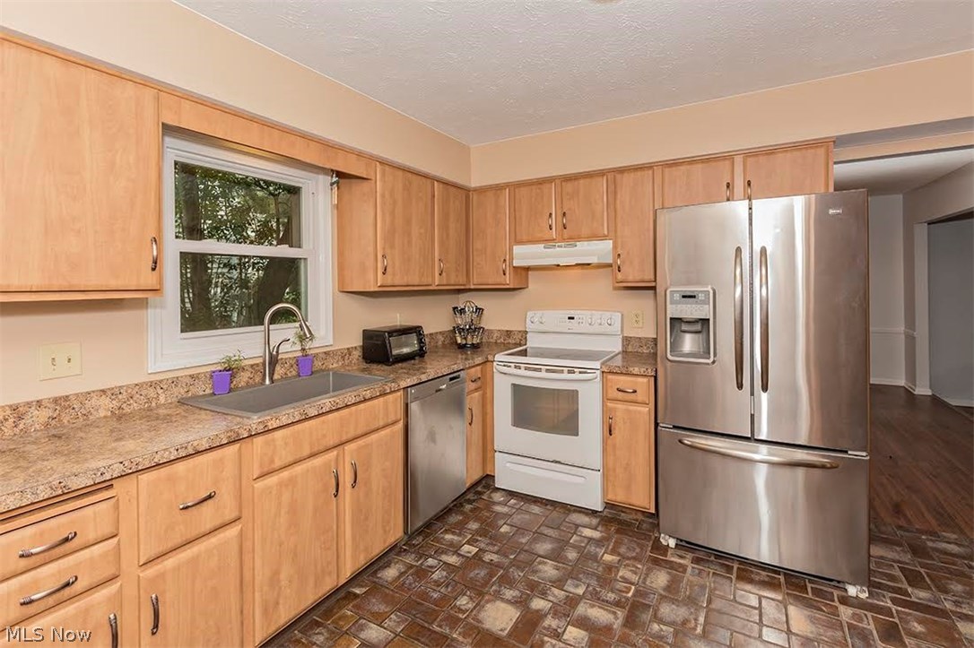 Ledge Hill - Residential