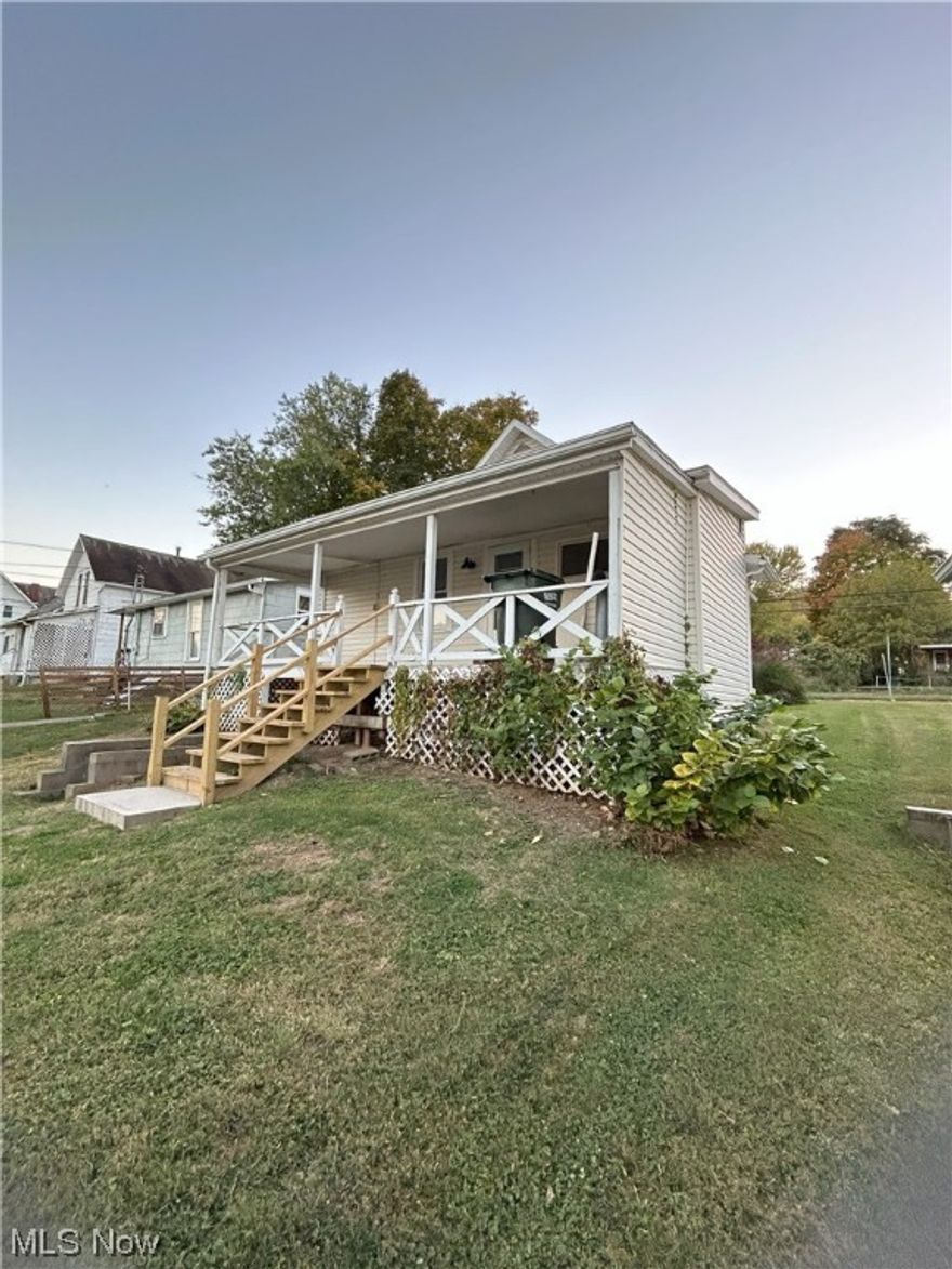 "OPPORTUNITY KNOCKS" With this quaint little starter home. 2 bedroom, one bath residence gives a cozy feeling of home. Close to various ammenities such as stores, medical, sports feilds and other. Walking distance from most places. This house has new flooring, Bathroom, carpet, with brand new back porch steps and roof. The new refrigerator and cook stove stay with the house. Nice opportunity for a starter home. Call the agent to see this property.