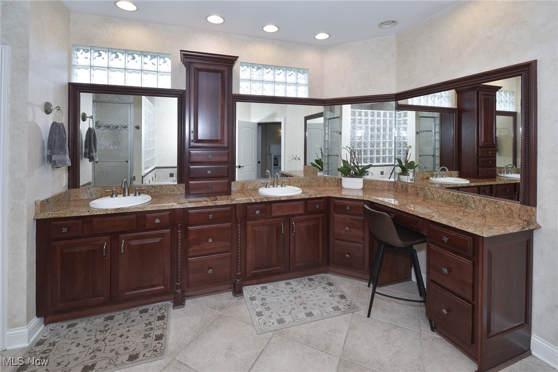 Legends Sterling Lks/Pepper Pi - Residential