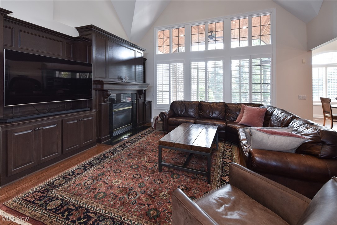 Legends Sterling Lks/Pepper Pi - Residential