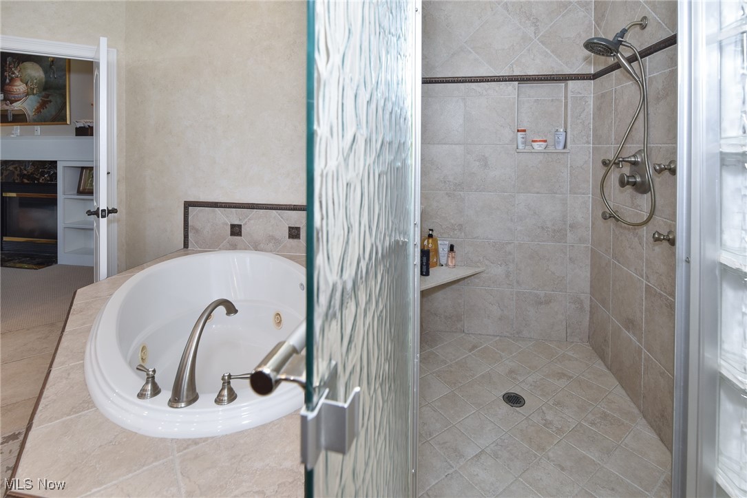 Legends Sterling Lks/Pepper Pi - Residential