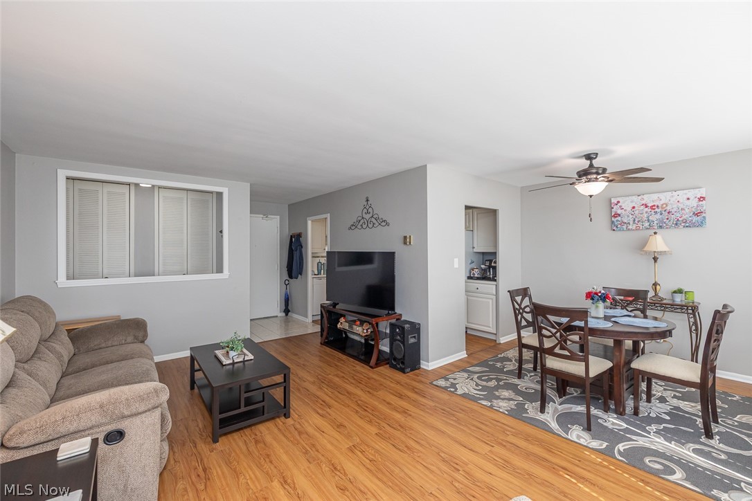 Marine Towers East - Residential