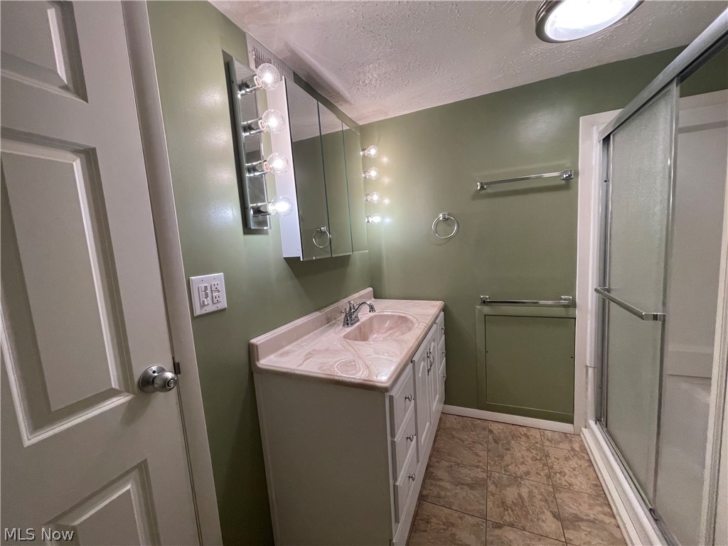 Goodhue Park - Residential Lease