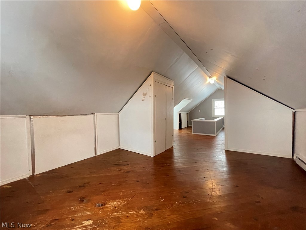 Goodhue Park - Residential Lease