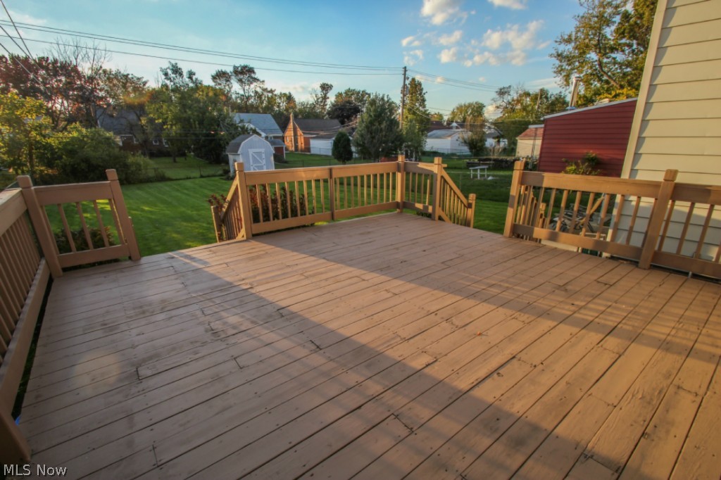 Broadfield - Residential