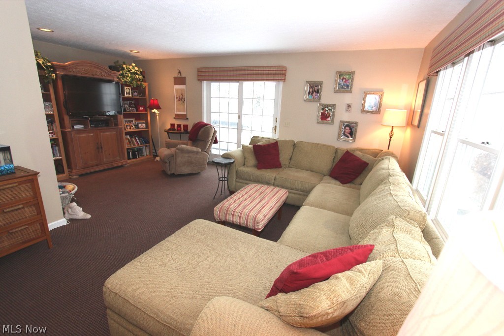 Elywood - Residential