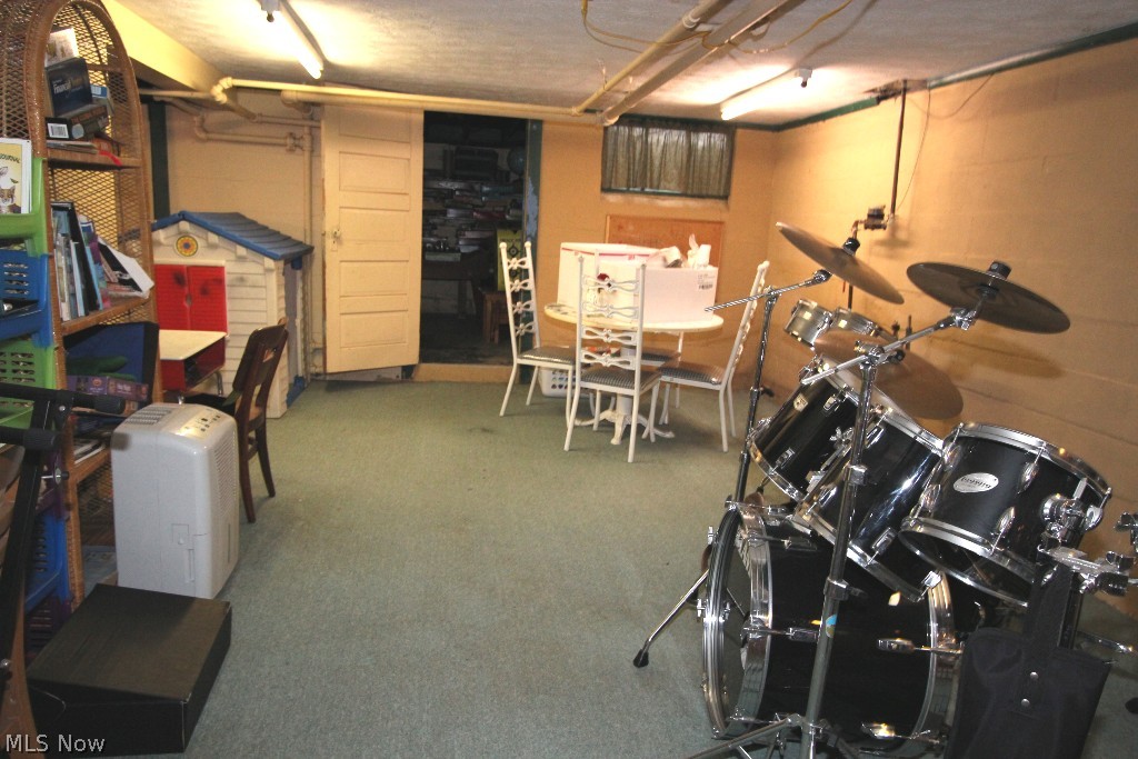 Elywood - Residential