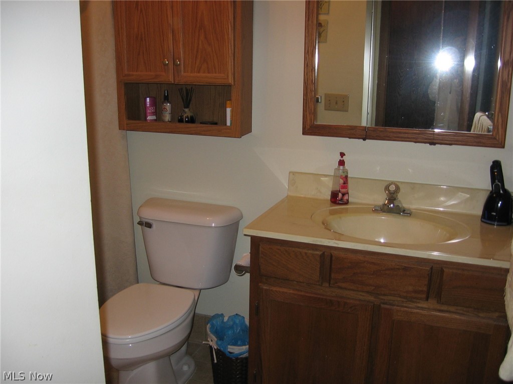 Governors Lake - Residential