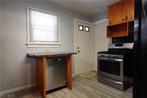 Tiny photo for 982 Merton Avenue, Akron, OH 44306 (MLS # 5187896)