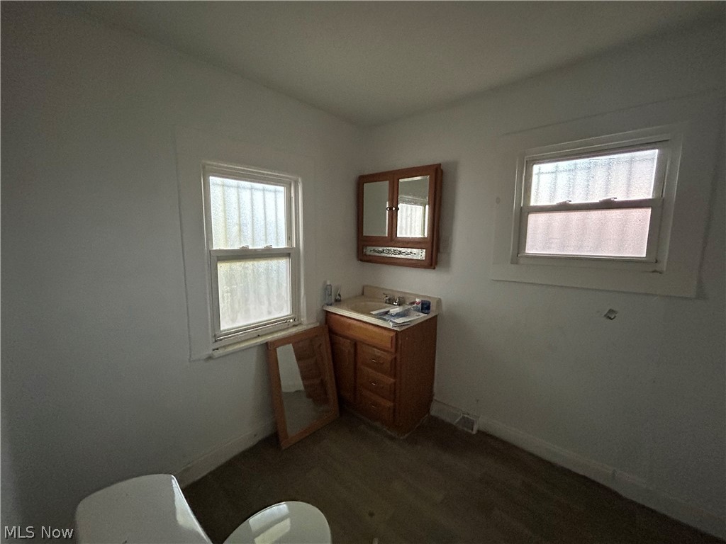 E T Hamilton & Others - Residential