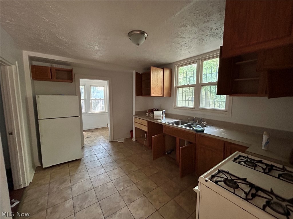 E T Hamilton & Others - Residential