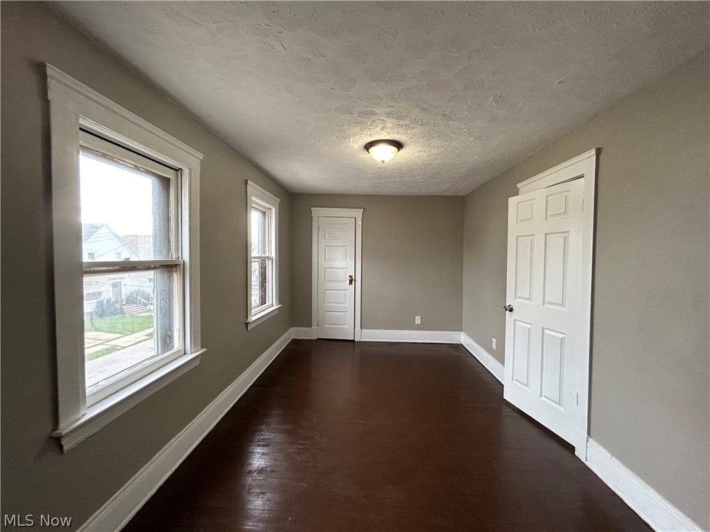Wellington Realty Companys Su - Residential Lease