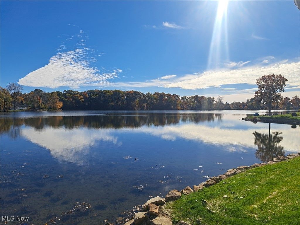 Photo of 5858 Springlake Road NW, Canton, OH 44718 (MLS # 5170250)