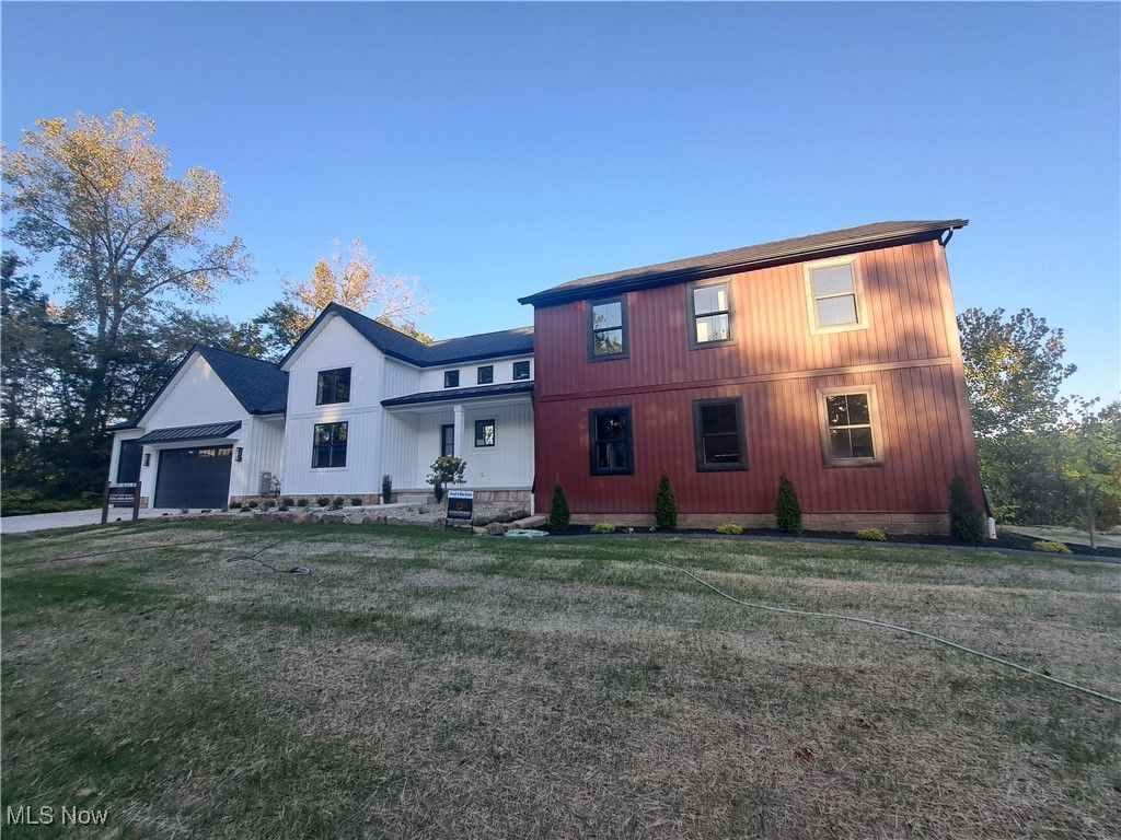 Photo of 5858 Springlake Road NW, Canton, OH 44718 (MLS # 5170250)