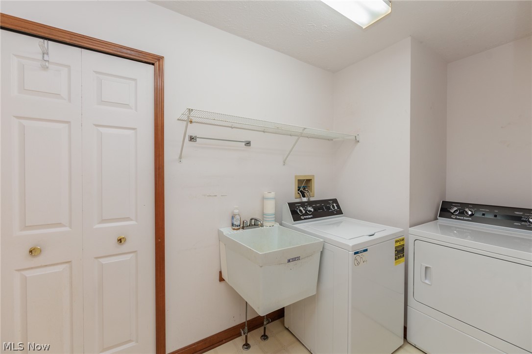 Gateway Center Condos - Residential