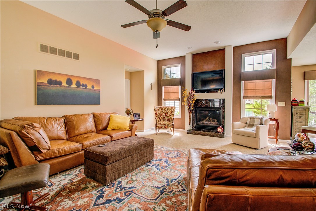 Villas/Herons Lndg Condo - Residential