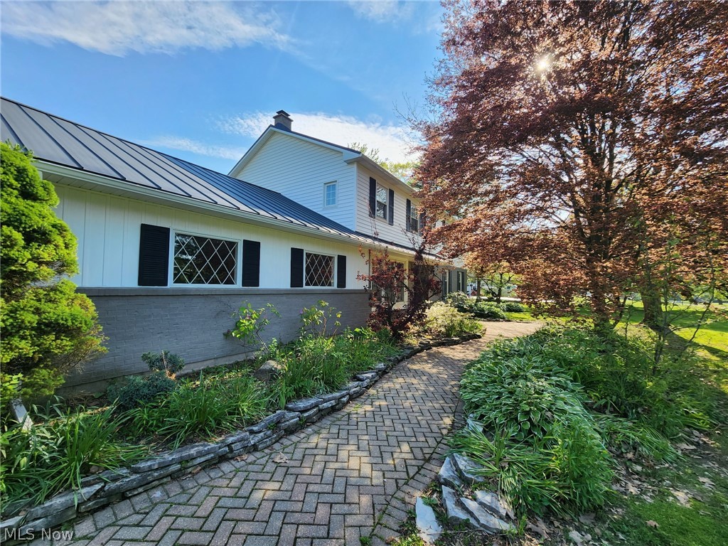 1203 Township Road 1526