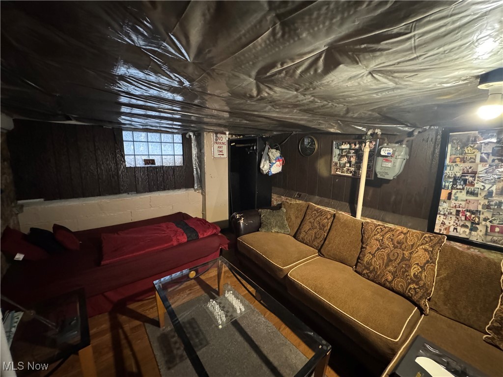 J M Hardy & L Brockenridges S - Residential