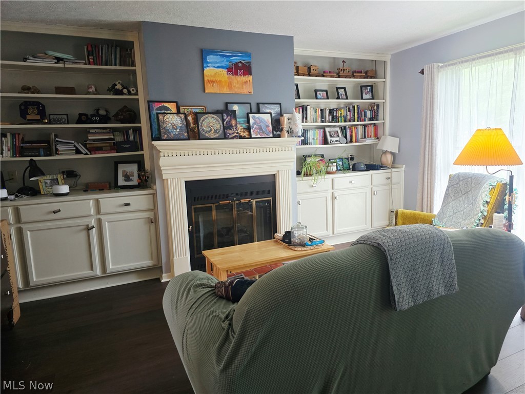 Oaks Condo Dev - Residential