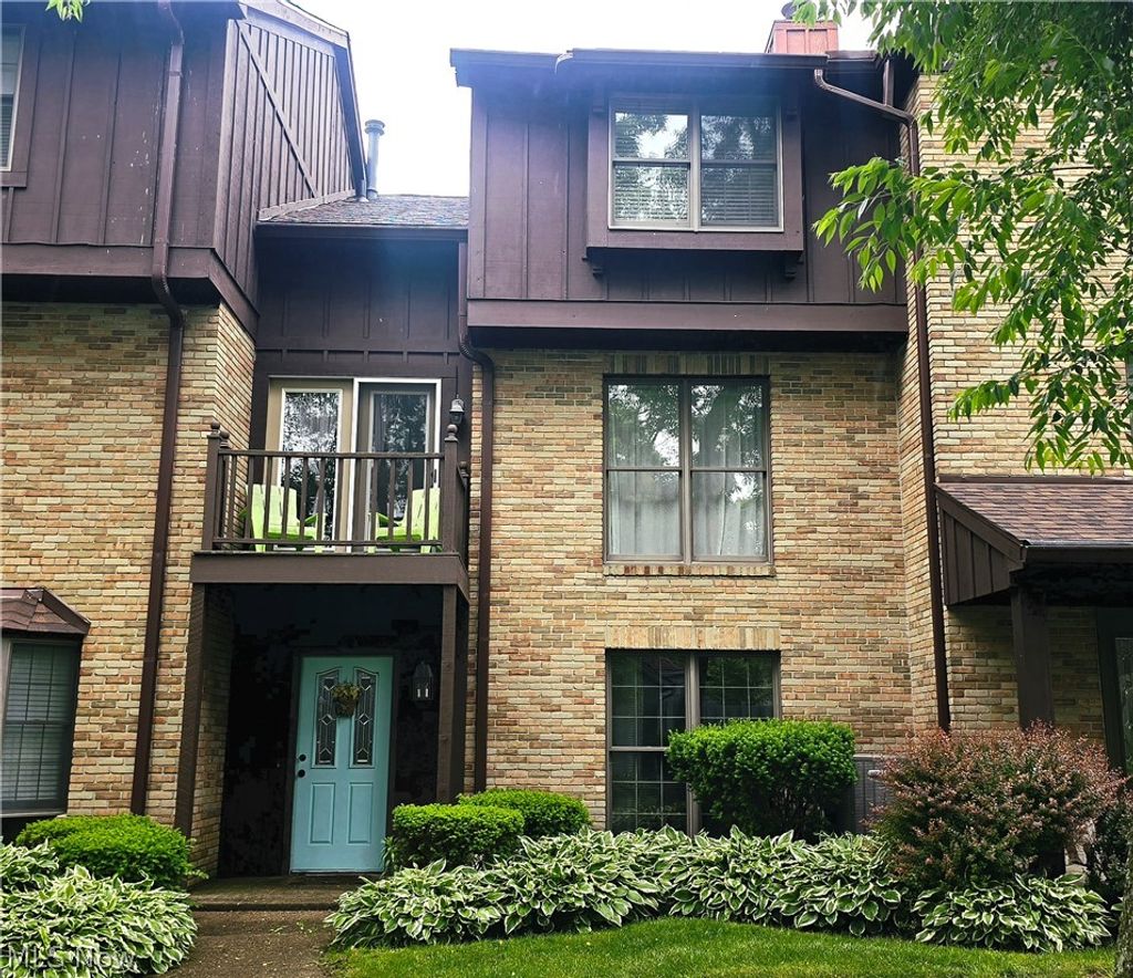 Photo of 15 Acorn Lane, Coshocton, OH 43812 (MLS # 5212623)