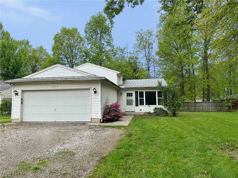 5114 Liberty Avenue, Lorain, OH 44055 - #: 5121067