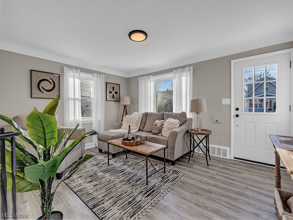 John Krackers - Residential