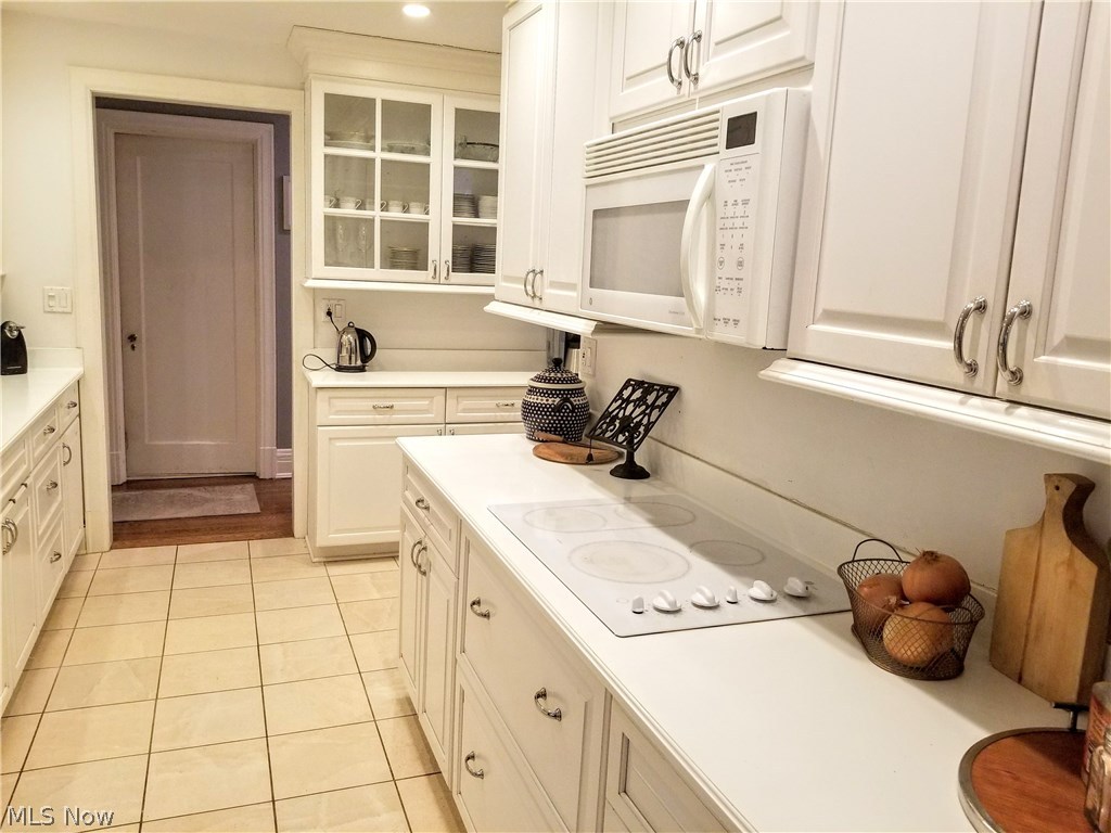 Moreland Courts Condo - Residential