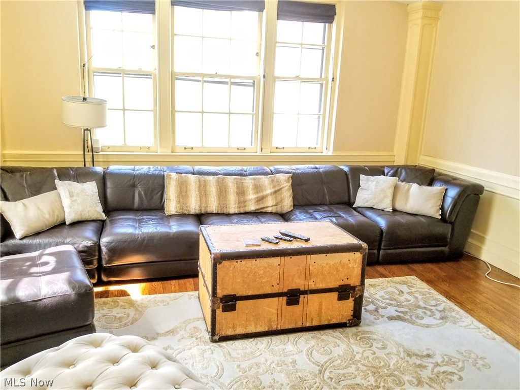 Moreland Courts Condo - Residential