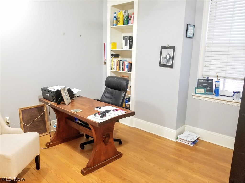 Moreland Courts Condo - Residential