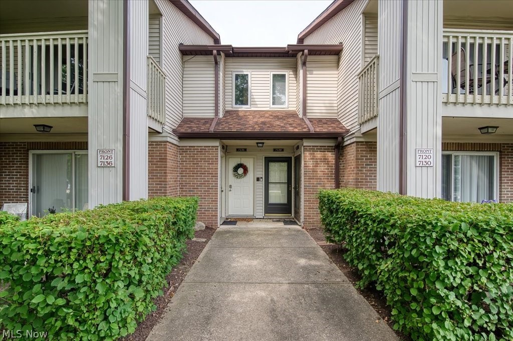 Hickory Ridge Condo - Residential