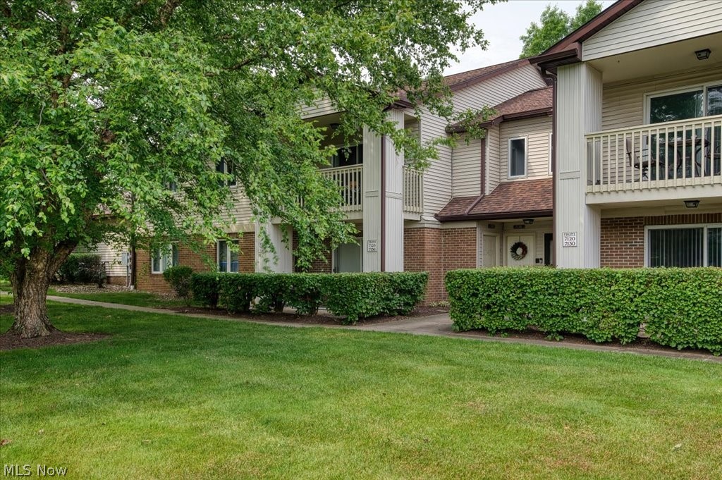 Hickory Ridge Condo - Residential