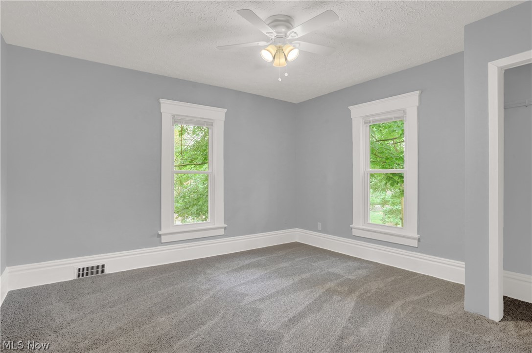 Hoenicka Park - Residential