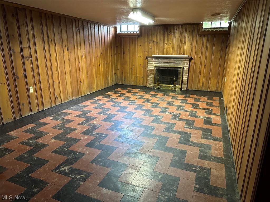 Van Sweringen Co Sub - Residential