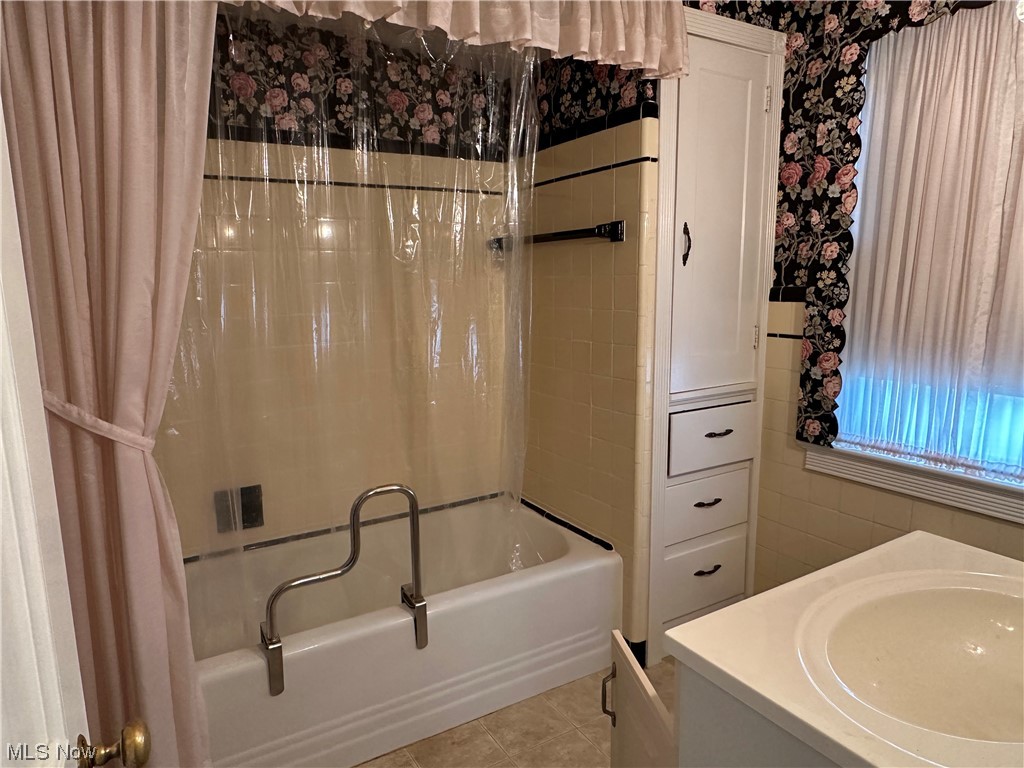 Van Sweringen Co Sub - Residential