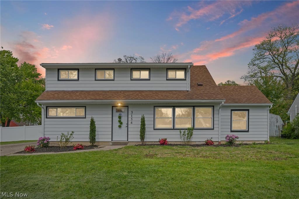 Photo of 3154 Prior Drive, Cuyahoga Falls, OH 44223 (MLS # 5219948)