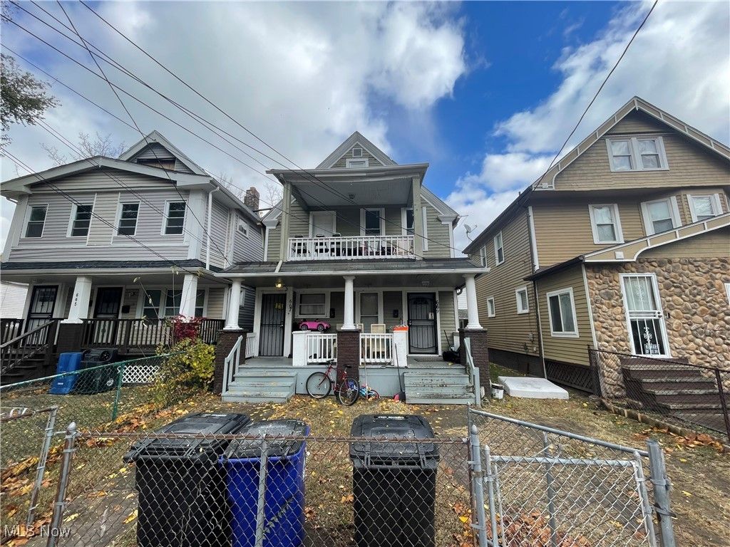 Photo of 667 E 94th Street, Cleveland, OH 44108 (MLS # 5182046)