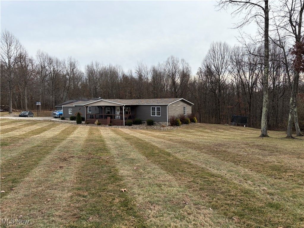Photo of 58790 Claysville Road, Cambridge, OH 43725 (MLS # 5181303)