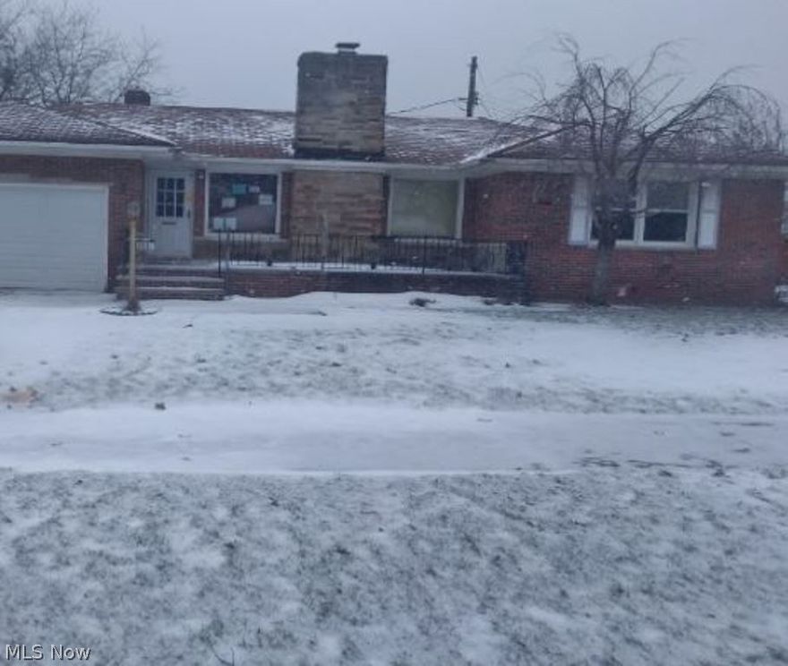 Great opportunity here with this 1 story ranch style home situated in Parma and 
conveniently located close to schools, shopping center, park and Golf Course. 
Needs work but priced easy on the budget. This home offers 1,406 sq. ft. of 
living space with 3 bedrooms and 2 bathrooms, living room with fireplace, wood 
floors, and a basement. Also comes with an attached garage/workshop.