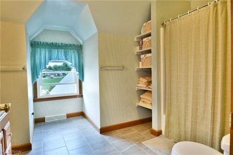 Tiny photo for 116 Beechwood Drive, Cortland, OH 44410 (MLS # 5240174)