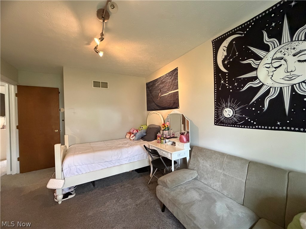 Country Woods Estates - Residential