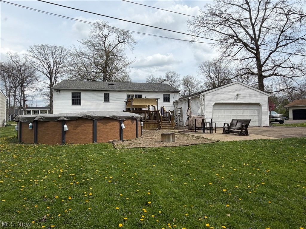 Photo of 1157 Sturbridge Drive, Louisville, OH 44641 (MLS # 5202608)