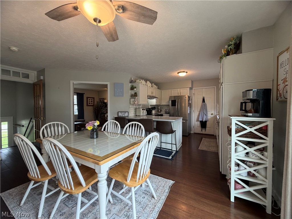 Country Woods Estates - Residential